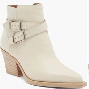 Dolce Vita Leather Cowgirl Ankle Boots Buckle Detail Stacked Heel Size 6.5 NEW